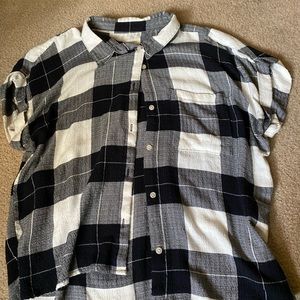 Women’s Short Sleeve Flannel Button-Up